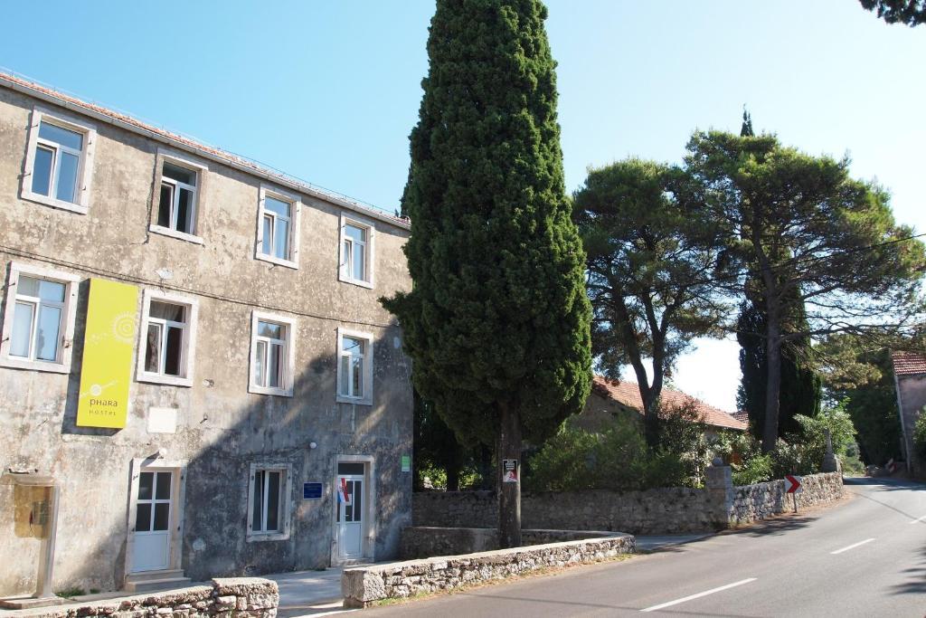 Phara Hostel Gdinj Exterior foto